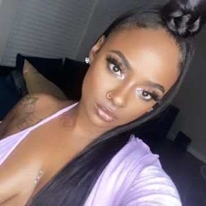 Meet your Posher, Breanna